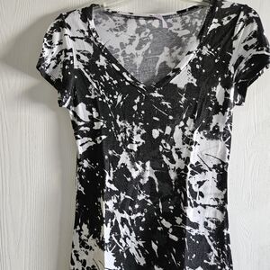 Black and White Abstract Print Dress